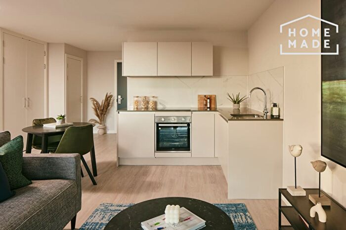 Flat To Rent In PLATFORM_ In Glasgow, G3