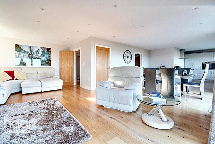 5 Bedroom Detached House For Sale In Stanley Avenue, Minster On Sea, ME12