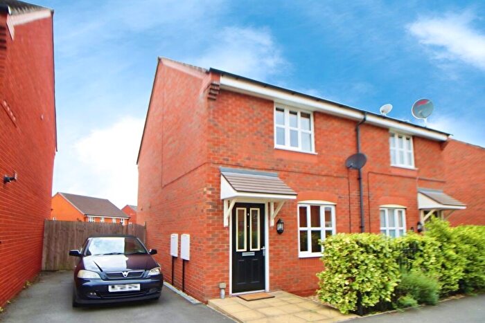 2 Bedroom Semi Detached House For Sale In Falshaw Way, Manchester, Greater Manchester, M18