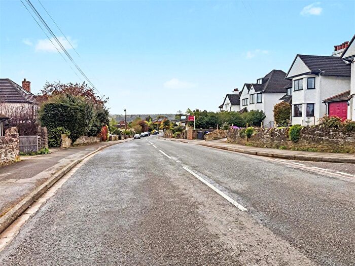 4 Bedroom Detached House For Sale In Binscombe Lane, Godalming, GU7