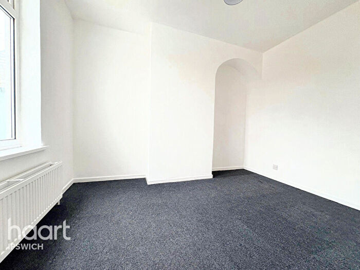 3 Bedroom Terraced House For Sale In Wherstead Road, Ipswich, IP2