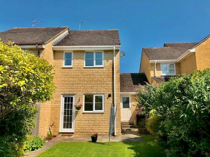 2 Bedroom Terraced House To Rent In Cogges, Witney, OX28