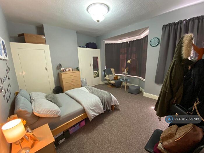 4 Bedroom Terraced House To Rent In Winchester Road, Southampton, SO16