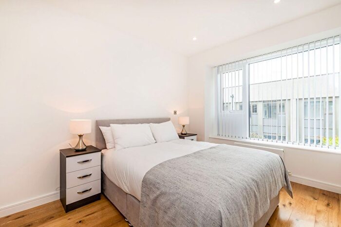 Studio To Rent In Central House, Lampton Road, Hounslow, TW3