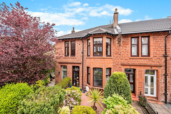 3 Bedroom Duplex For Sale In Mannering Road, Shawlands, G41