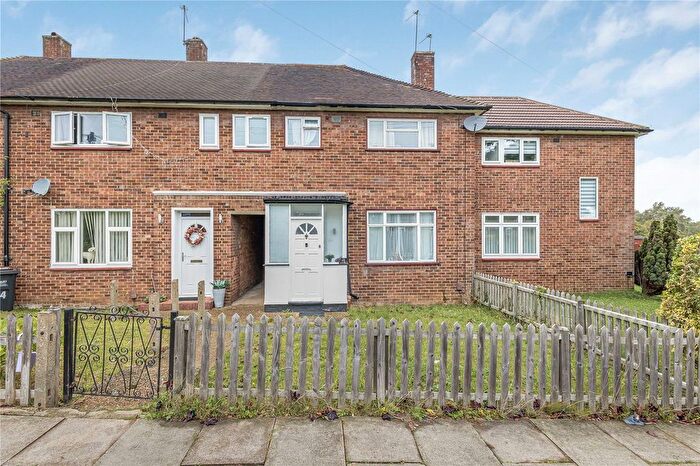 3 Bedroom Terraced House For Sale In Petersham Gardens, Orpington, BR5