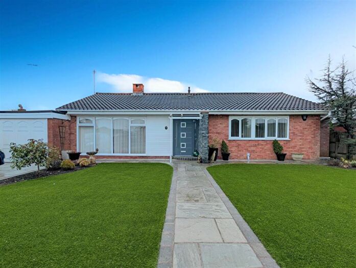 3 Bedroom Detached Bungalow For Sale In Harrow Place, Lytham, FY8