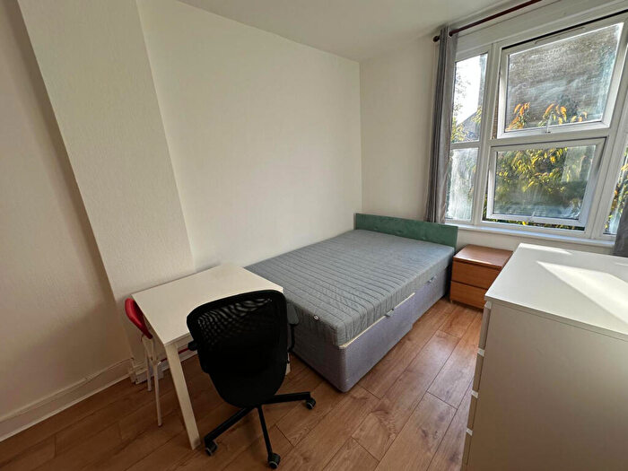 Studio To Rent In Farleigh Road, Stoke Newington, N16