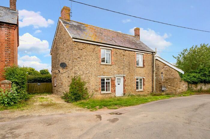 2 Bedroom Detached House For Sale In Little Coxwell, Faringdon, Oxfordshire, SN7