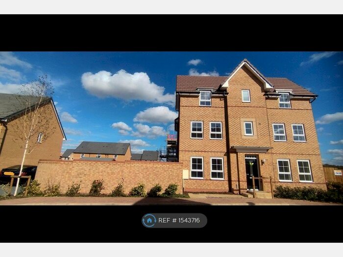 4 Bedroom Semi-Detached House To Rent In Milton Keynes, Milton Keynes, MK10