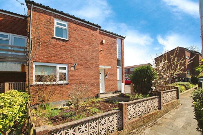 3 Bedroom End Of Terrace House To Rent In Ladybrook Grove, Wilmslow, Cheshire, SK9