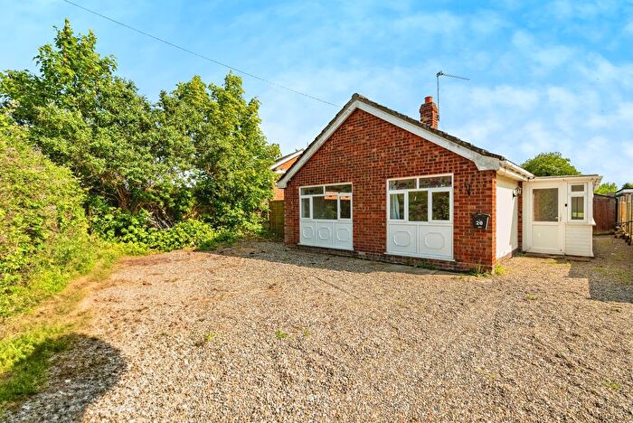 3 Bedroom Bungalow For Sale In School Road, Ludham, Great Yarmouth, Norfolk, NR29