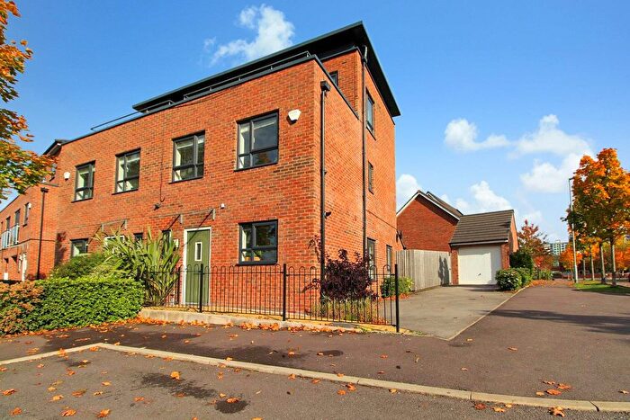 4 Bedroom Semi-Detached House For Sale In Clover Drive, Salford, M7