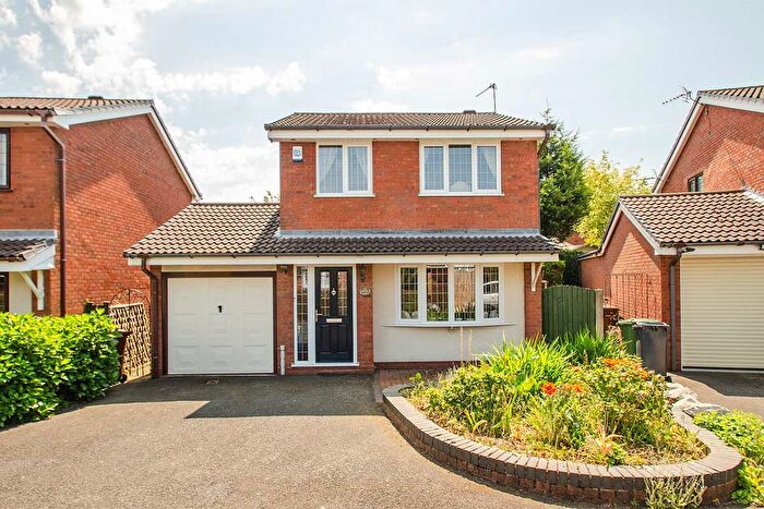 3 Bedroom Detached House For Sale In Mallard Close, Pelsall, Walsall, WS3