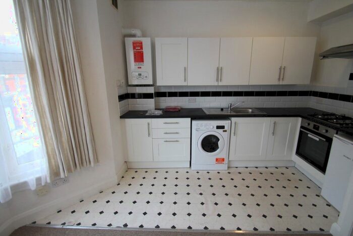 Property To Rent In George Lane, South Woodford, E18