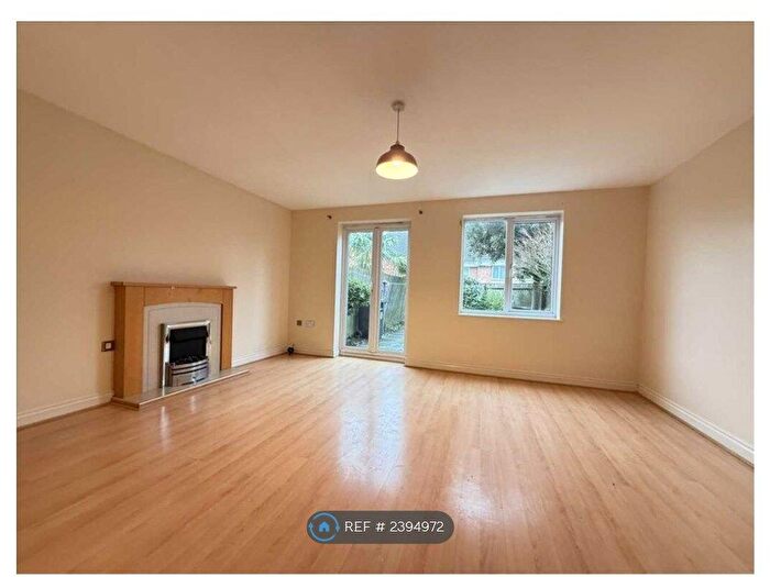3 Bedroom End Of Terrace House To Rent In Leeds Close, Corby, NN18