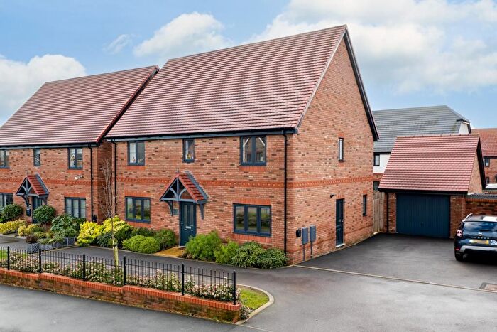 4 Bedroom Detached House For Sale In London Road, Priors Hall, NN17