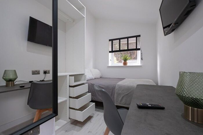 6 Bedroom House To Rent In Coulson Road, Lincoln, LN6