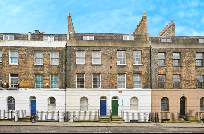 1 Bedroom Flat To Rent In Castle Street, Dover, CT16