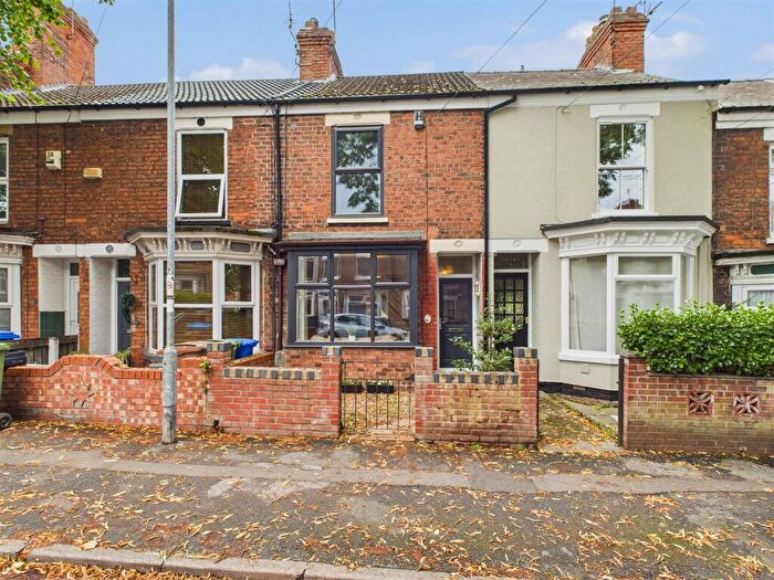 3 Bedroom Terraced House For Sale In Westbourne Grove, Hessle, HU13