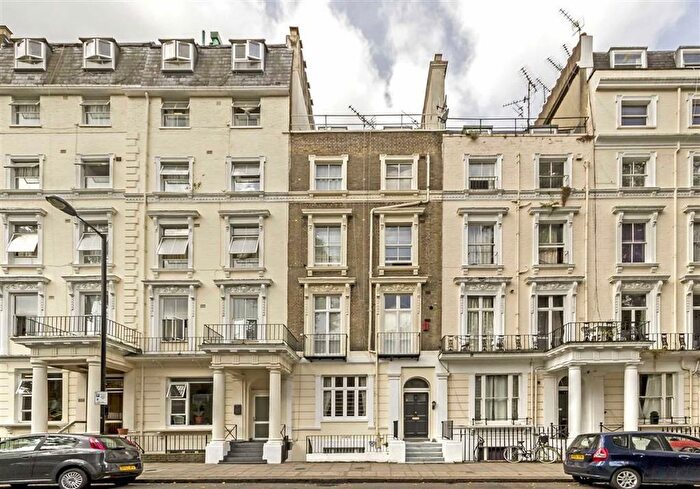 1 Bedroom Flat To Rent In Queensborough Terrace, Hyde Park, W2