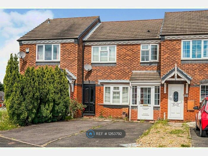 3 Bedroom Terraced House To Rent In Devey Drive, Tipton DY4