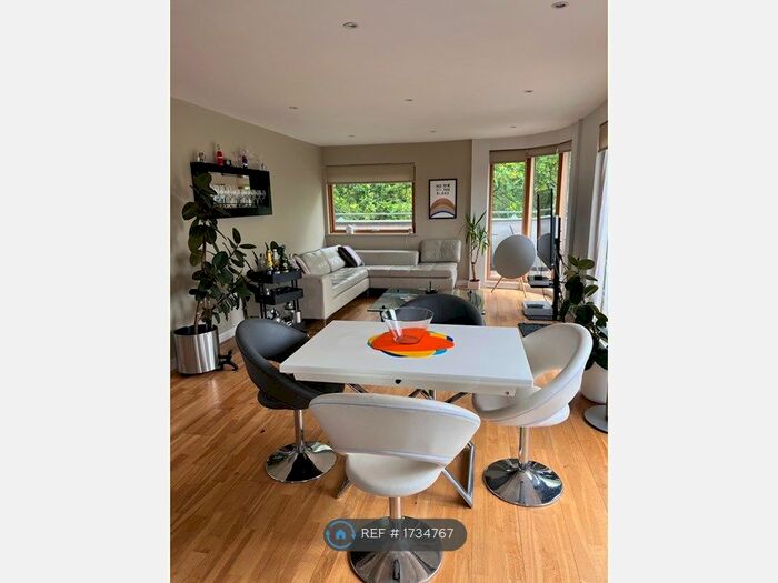 2 Bedroom Flat To Rent In Weardale Road, London, SE13