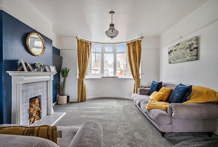 3 Bedroom Semi Detached House For Sale In Park Lane, Frampton Cotterell, Bristol, Gloucestershire, BS36