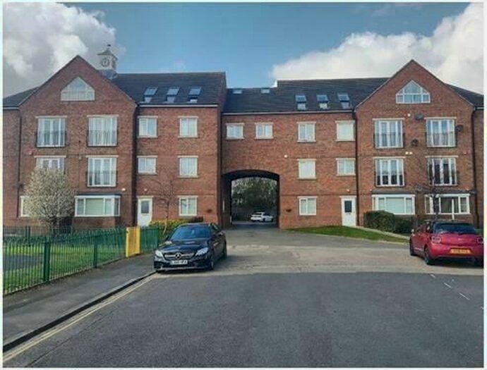 2 Bedroom Flat To Rent In Wellington Walk, Stockton-On-Tees, TS18