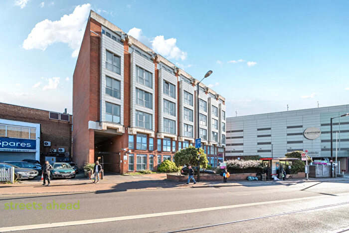 2 Bedroom Apartment To Rent In Tamworth Road, Croydon, CR0