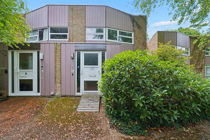 3 Bedroom Terraced House For Sale In Lambardes, New Ash Green, DA3