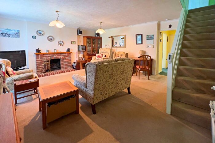 3 Bedroom Semi-Detached House For Sale In Darby Green Lane, Camberley, GU17