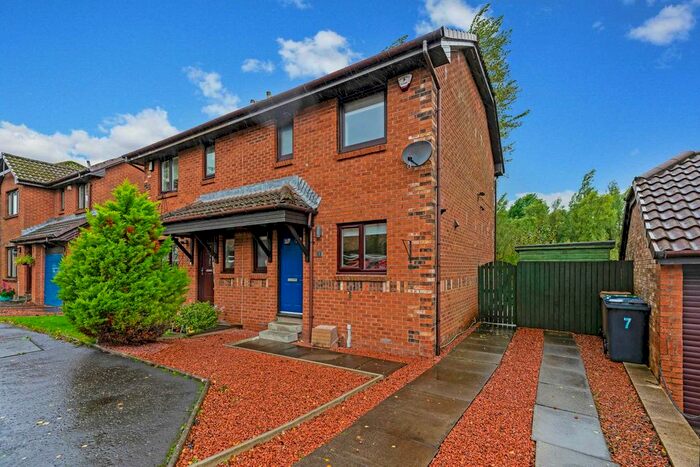 3 Bedroom Semi-Detached House For Sale In Earlshill Drive, Howwood, PA9