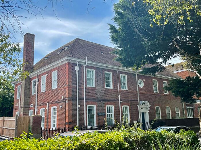 1 Bedroom Flat To Rent In Sopers Lane, Christchurch, BH23