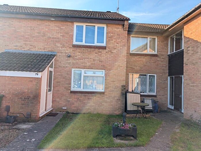 1 Bedroom Flat For Sale In Osprey Park, Thornbury, BS35