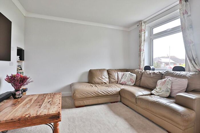 2 Bedroom Bungalow For Sale In Durdells Avenue, Bournemouth, Dorset, BH11