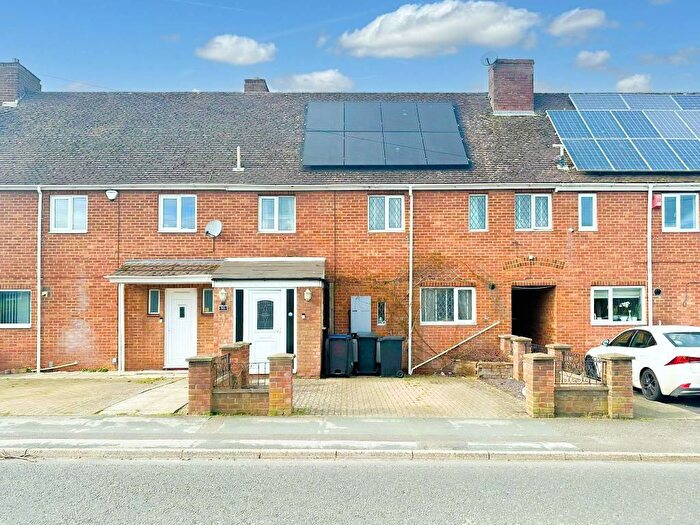 4 Bedroom Terraced House For Sale In Seymour Road, Trowbridge, Wiltshire, BA14