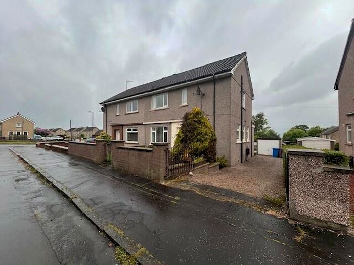 3 Bedroom Semi-Detached House To Rent In Cypress Avenue, Beith, KA15