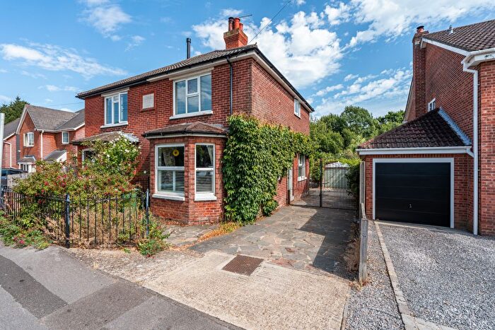 3 Bedroom Semi-Detached House For Sale In Fleet End Road, Warsash, SO31