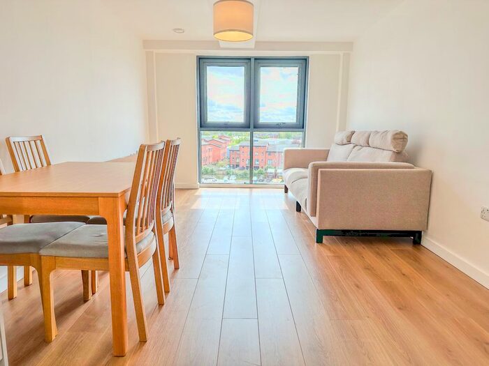 2 Bedroom Flat To Rent In Block B, Victoria Riverside, Atkinson Street, Leeds, LS10