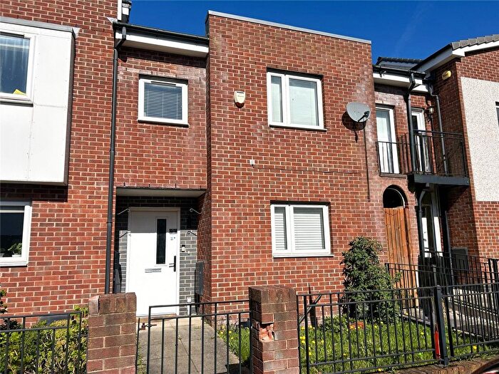 4 Bedroom Terraced House For Sale In Sandal Street, Manchester, Greater Manchester, M40