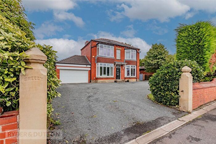 4 Bedroom Detached House For Sale In Ripponden Road, Moorside, Oldham, OL1