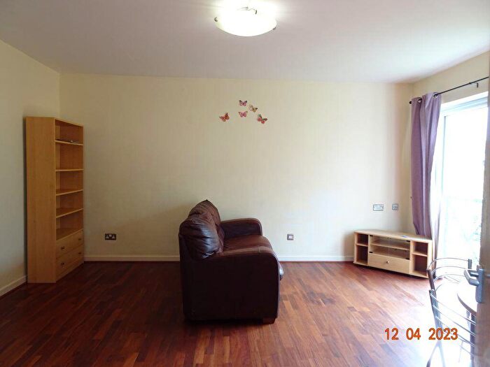 2 Bedroom Apartment To Rent In Headford Grove, Sheffield, S3