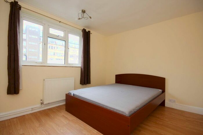 2 Bedroom Flat To Rent In Richmond Way, Brook Green, London, W12