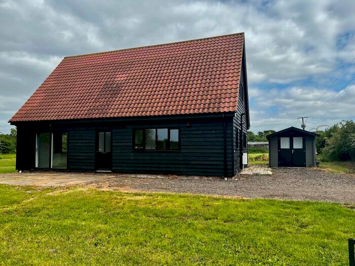 3 Bedroom Barn Conversion To Rent In Warren Lane, Woolpit, Bury St. Edmunds, IP30