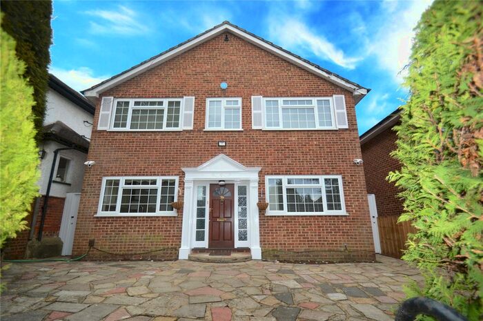 4 Bedroom Detached House To Rent In Riddlesdown Road, Purley, CR8