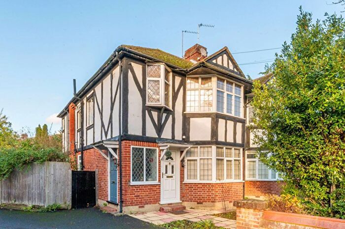 2 Bedroom Maisonette To Rent In Perth Close, Raynes Park, London, SW20