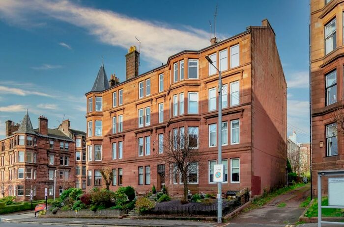 2 Bedroom Flat To Rent In Clarence Drive, Flat /, Hyndland, Glasgow, G12
