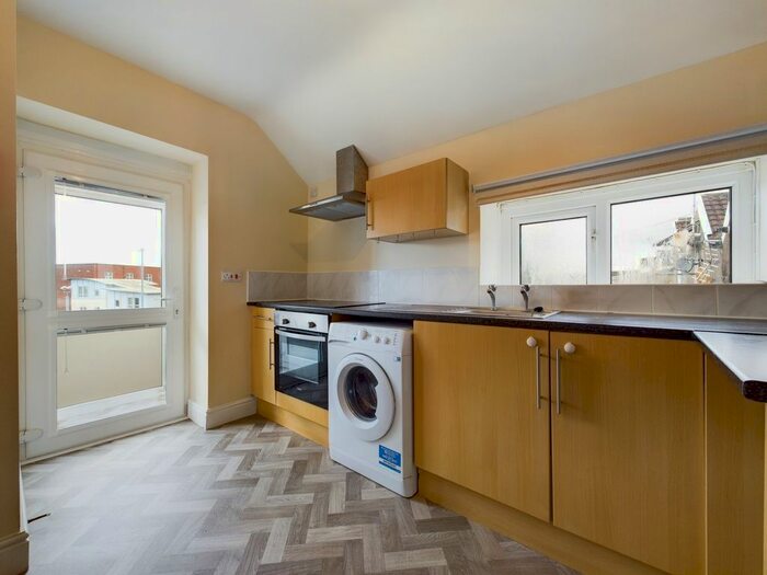 2 Bedroom Flat To Rent In Mansel Street, Swansea, SA1