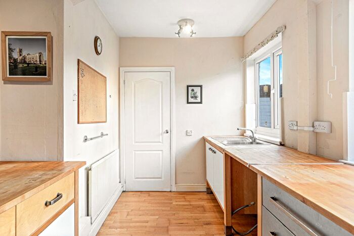 2 Bedroom Semi-Detached Bungalow For Sale In Holmfield Avenue East, Leicester, LE3